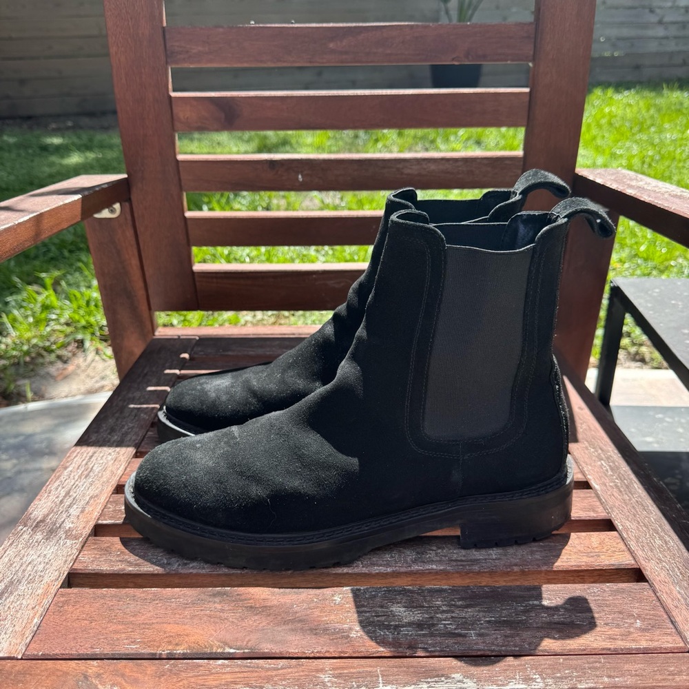 Saint Morta Black Suede Chunky Chelsea Rugged Sole Boot Size 12